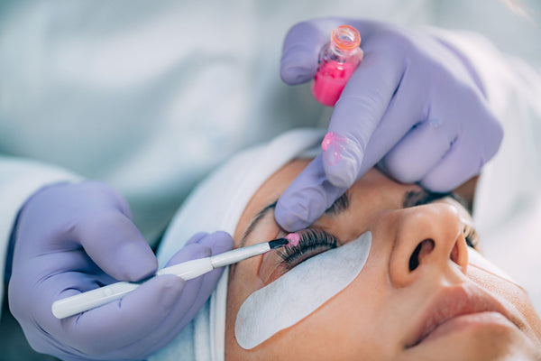 DIY Lash Lift Kits: Should You Do It?