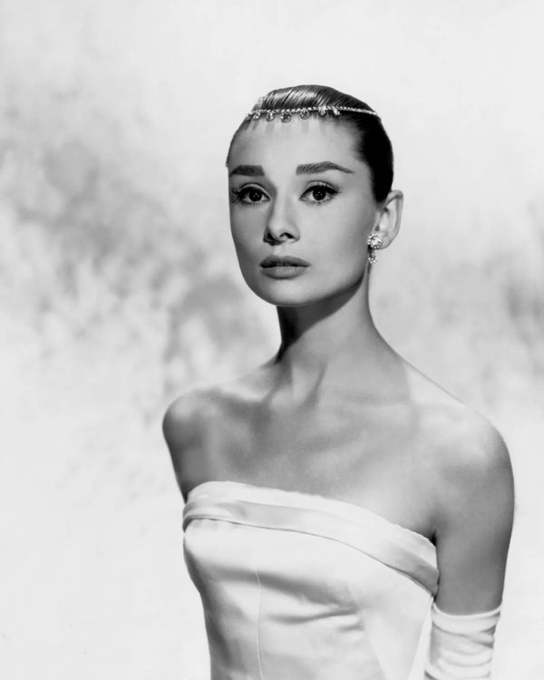 Audrey Hepburn in black and white