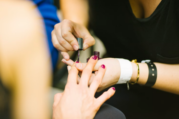 4 types of manicures for short nails