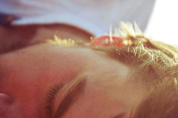 Why Do Men Seem to Have Longer Lashes—And How You Can, Too