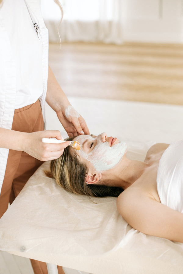 5 Reasons Why You Should Book An At-home Facial