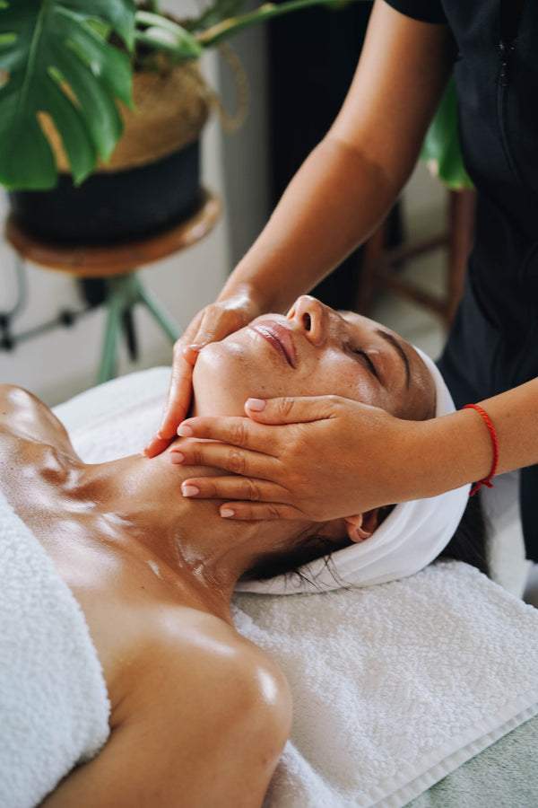 What To Expect From An At-home Facial: How It Works