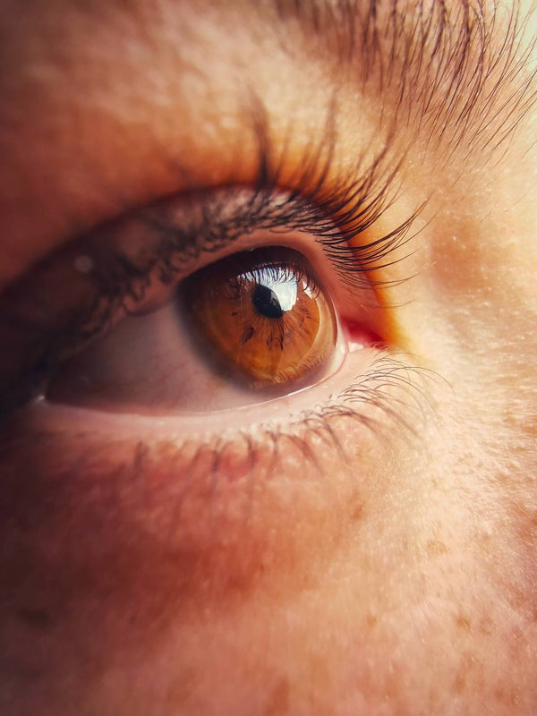 Lash Lift FAQ: is a lash lift safe during pregnancy?